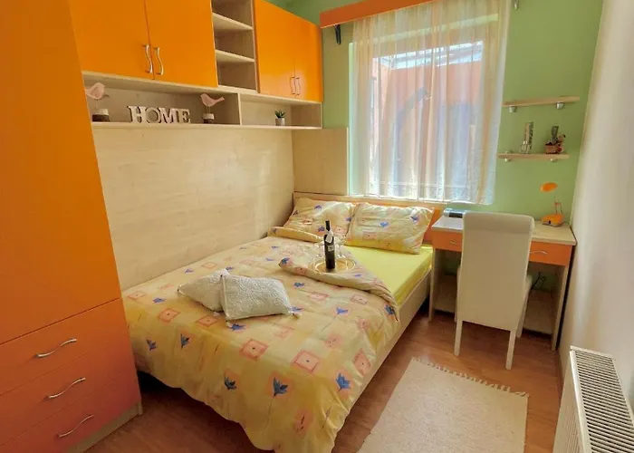 Casa vacanze Holiday Home With Swimming Pool & Jacuzzi *